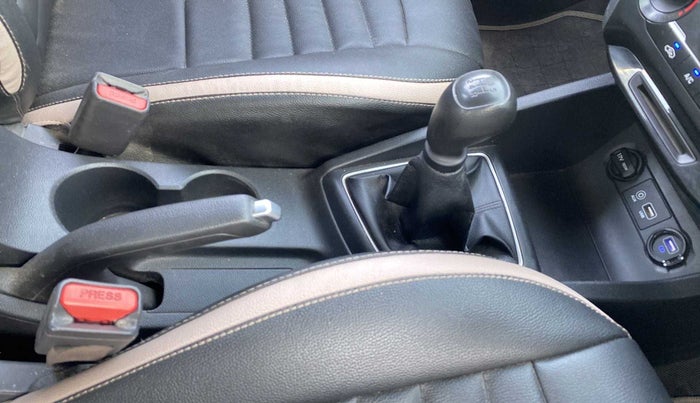 2019 Hyundai Elite i20 SPORTZ PLUS 1.2, Petrol, Manual, 47,265 km, Gear Lever