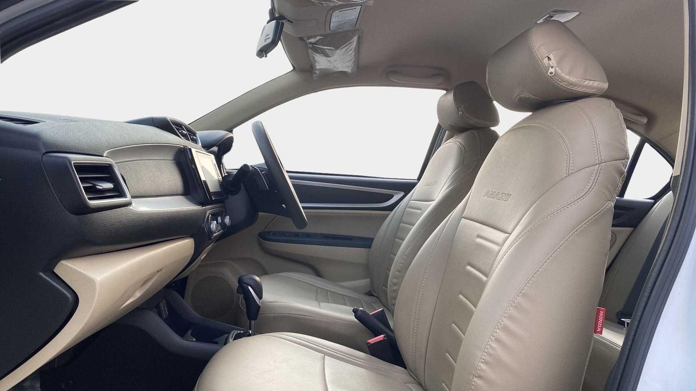 2022 Honda Amaze 1.2L I-VTEC VX CVT, Petrol, Automatic, 11,850 km, Right Side Front Door Cabin