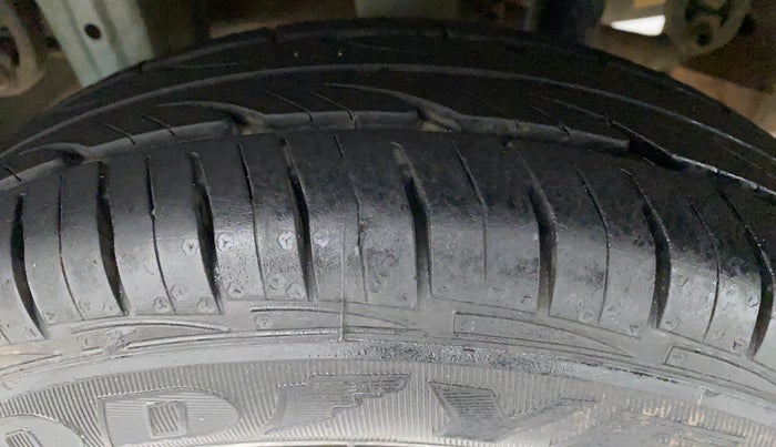 2014 Maruti Alto 800 LXI, Petrol, Manual, 43,186 km, Right Rear Tyre Tread