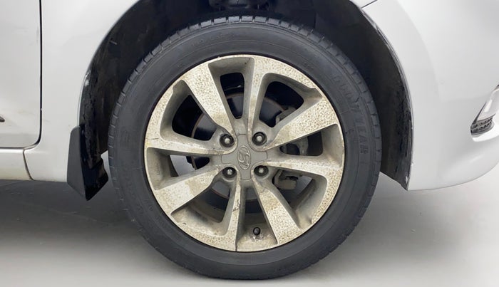 2016 Hyundai Elite i20 ASTA 1.2 (O), Petrol, Manual, 49,629 km, Right Front Wheel