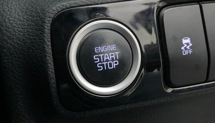 2020 KIA SONET GTX PLUS 1.0 IMT, Petrol, Manual, 29,402 km, Keyless Start/ Stop Button