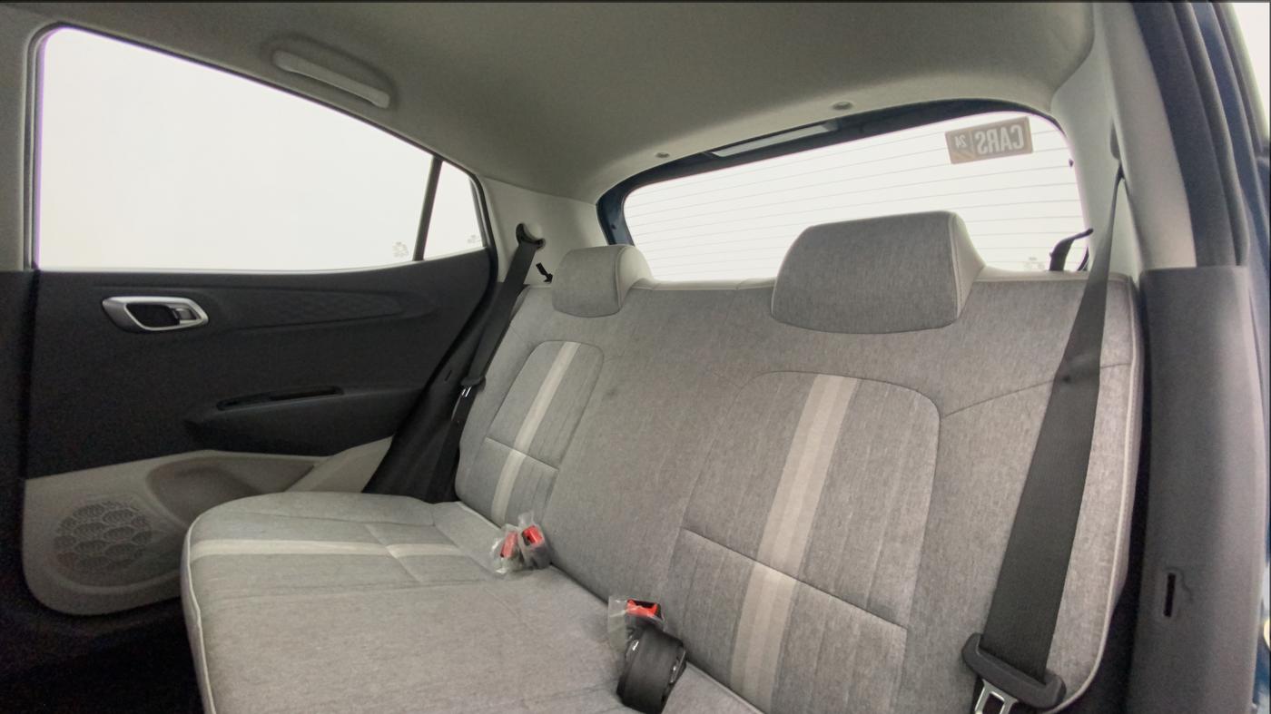 2022 Hyundai GRAND I10 NIOS SPORTZ U2 AMT 1.2 CRDI, Diesel, Automatic, 40,373 km, Right Side Rear Door Cabin