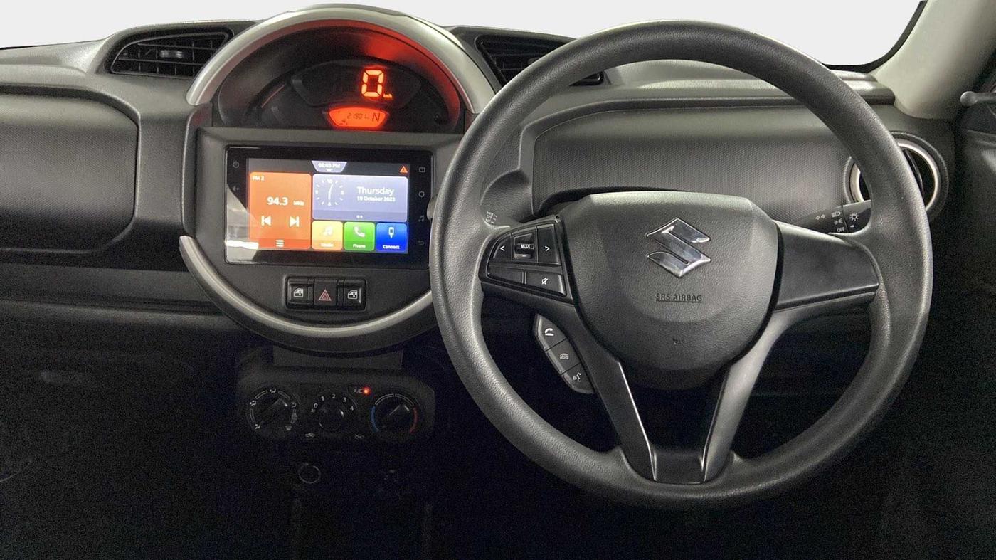 2020 Maruti S PRESSO VXI PLUS AMT, Petrol, Automatic, 21,900 km, Steering Wheel Close Up