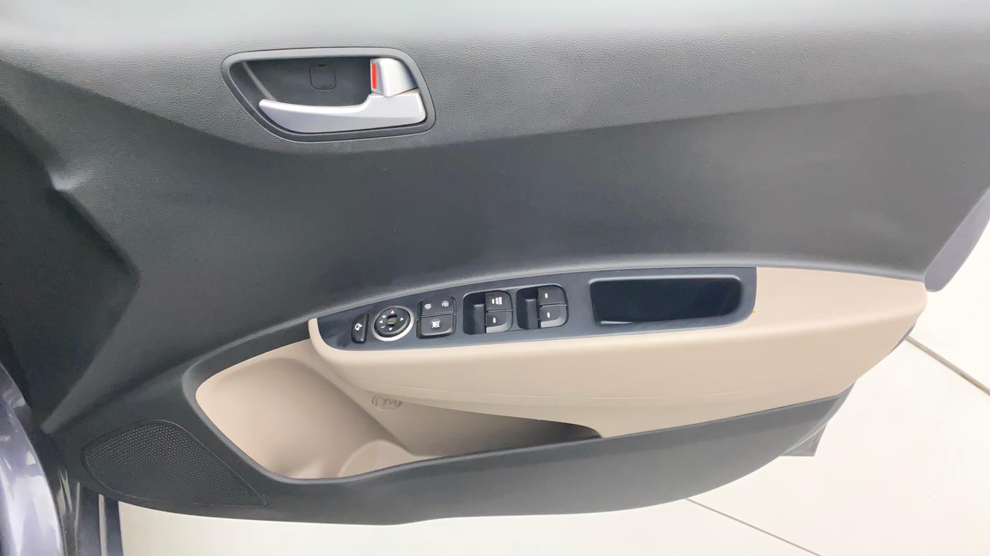 2019 Hyundai Grand i10 SPORTZ 1.2 KAPPA VTVT, Petrol, Manual, 41,790 km, Driver Side Door Panels Control
