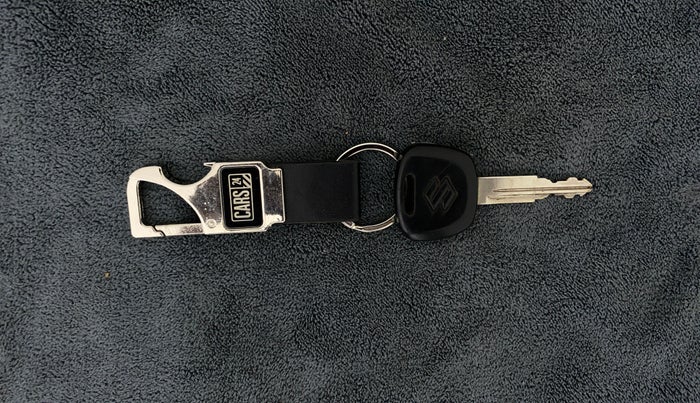 2018 Maruti Eeco 5 STR WITH A/C+HTR, Petrol, Manual, 18,114 km, Key Close Up