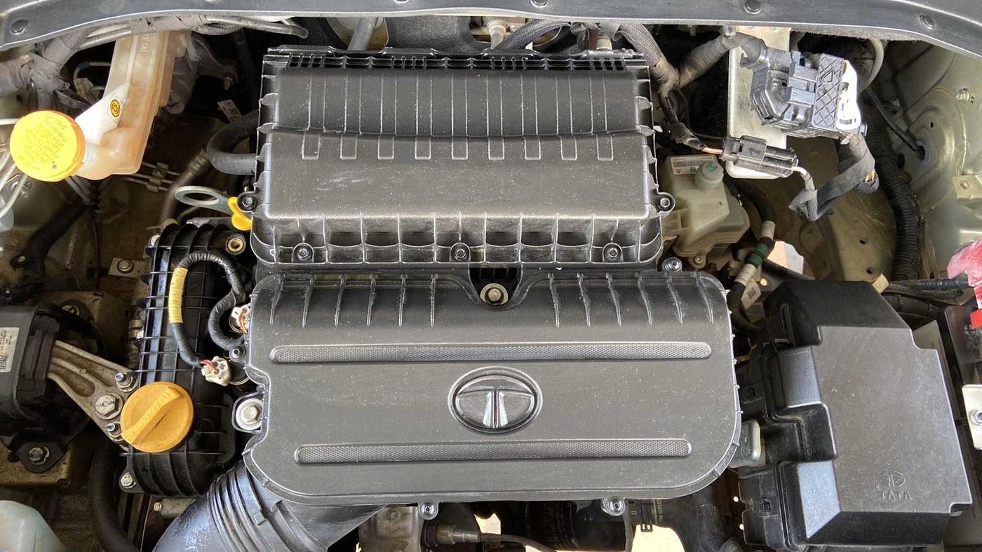 2022 Tata PUNCH CREATIVE iRA 1.2 AMT KAZIRANGA EDITION , Petrol, Automatic, 15,819 km, Open Bonet