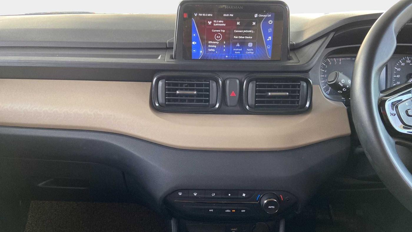 2022 Tata PUNCH CREATIVE iRA 1.2 AMT KAZIRANGA EDITION , Petrol, Automatic, 15,819 km, Air Conditioner