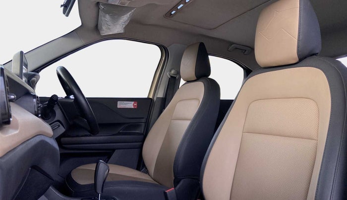 2022 Tata PUNCH CREATIVE iRA 1.2 AMT KAZIRANGA EDITION , Petrol, Automatic, 15,819 km, Right Side Front Door Cabin