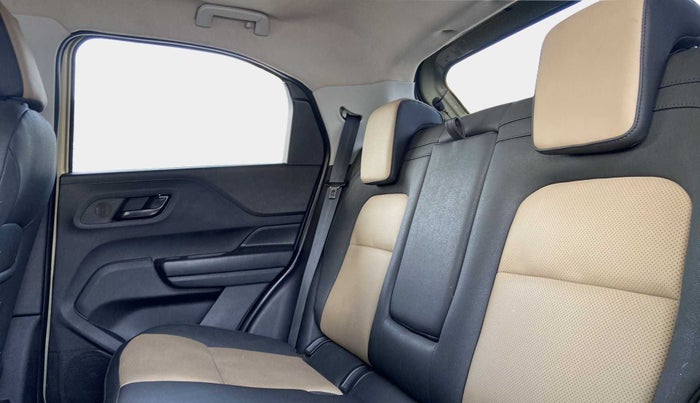 2022 Tata PUNCH CREATIVE iRA 1.2 AMT KAZIRANGA EDITION , Petrol, Automatic, 15,819 km, Right Side Rear Door Cabin