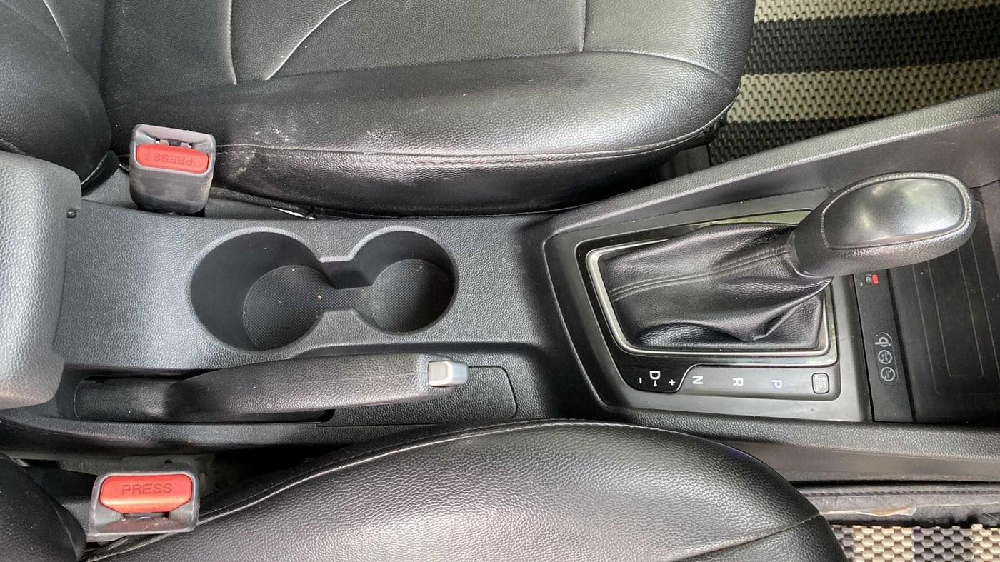 2019 Hyundai Elite i20 SPORTZ PLUS  1.2 CVT, Petrol, Automatic, 29,476 km, Gear Lever