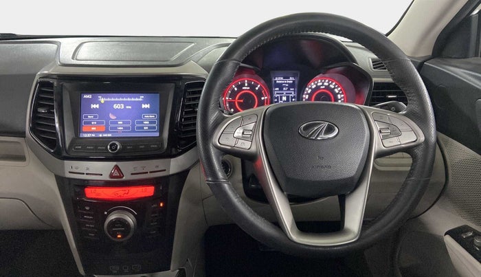 2020 Mahindra XUV300 W8 1.5 DIESEL AMT, Diesel, Automatic, 54,812 km, Steering Wheel Close Up