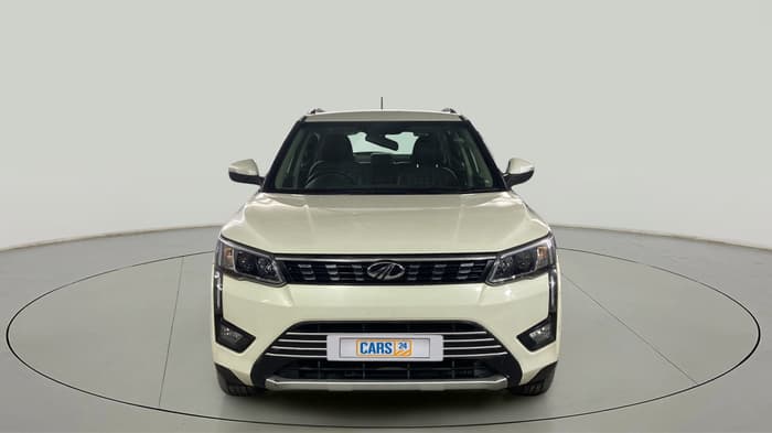 2020 Mahindra XUV300 W8 1.5 DIESEL AMT, Diesel, Automatic, 54,812 km, Front