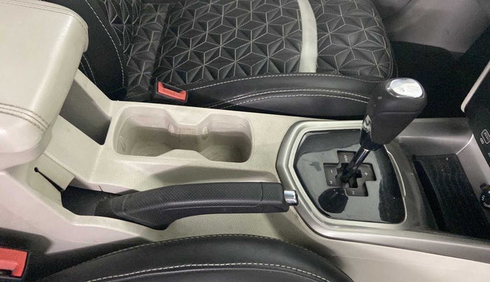 2020 Mahindra XUV300 W8 1.5 DIESEL AMT, Diesel, Automatic, 54,812 km, Gear Lever