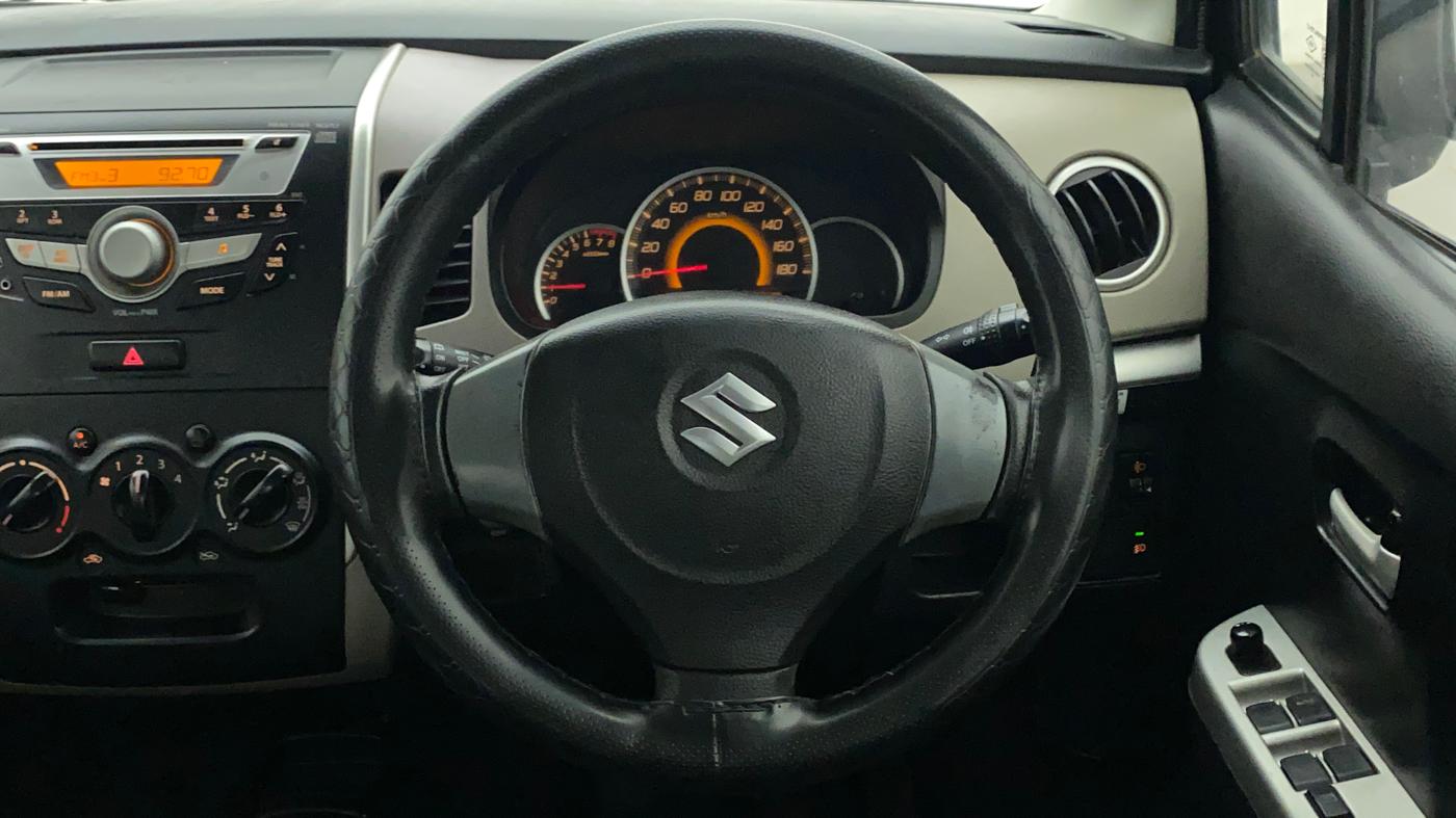 2013 Maruti Wagon R 1.0 VXI, Petrol, Manual, 1,12,582 km, Steering Wheel Close Up