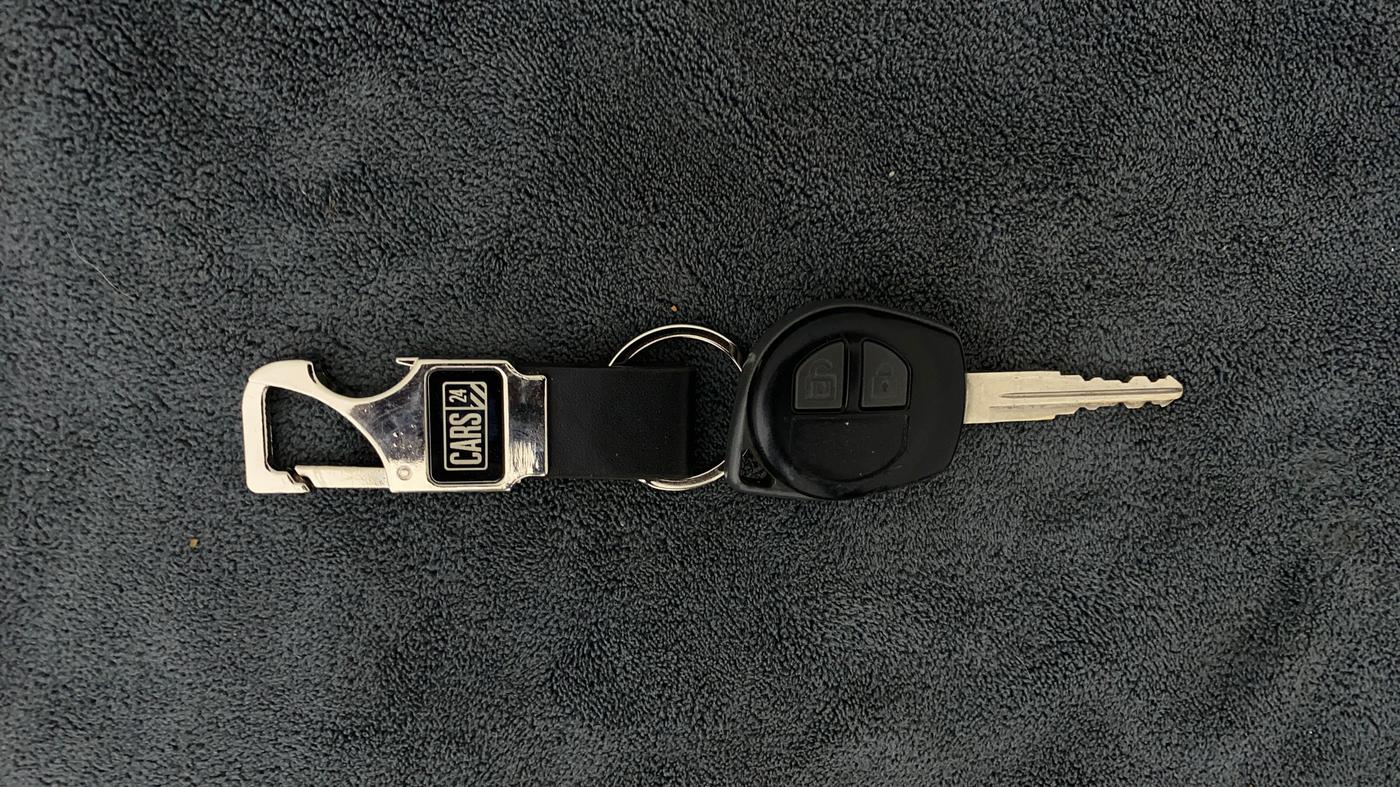 2013 Maruti Wagon R 1.0 VXI, Petrol, Manual, 1,12,582 km, Key Close Up