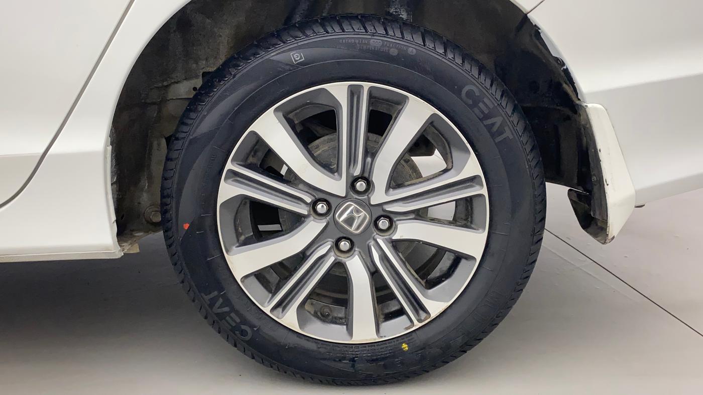 2017 Honda City 1.5L I-VTEC V MT, Petrol, Manual, 1,15,769 km, Left Rear Wheel
