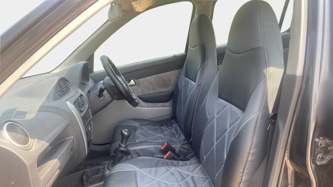 2019 Maruti Alto 800 LXI, Petrol, Manual, 34,224 km, Right Side Front Door Cabin
