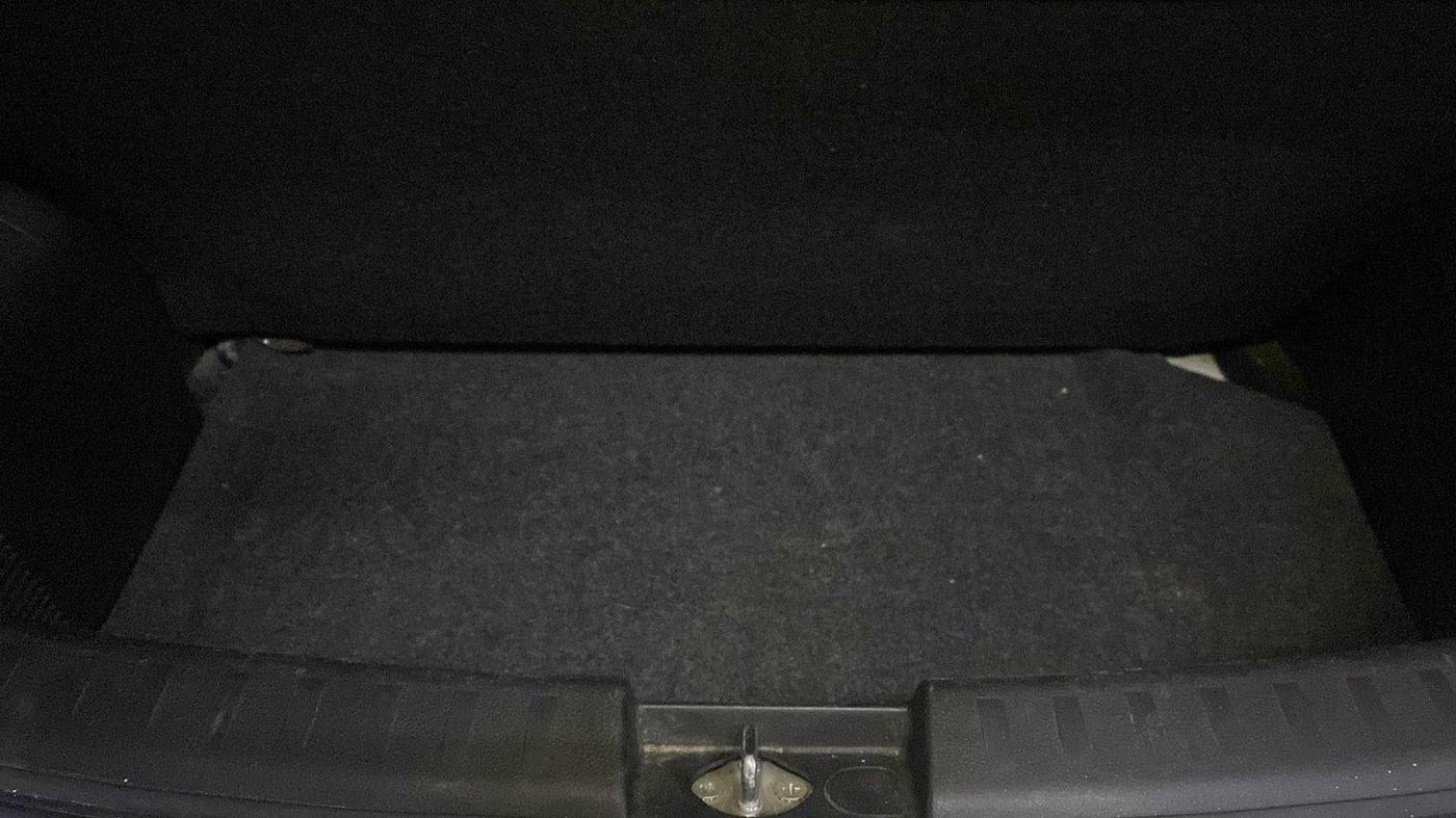 2014 Maruti Swift ZXI, Petrol, Manual, 53,922 km, Boot Inside