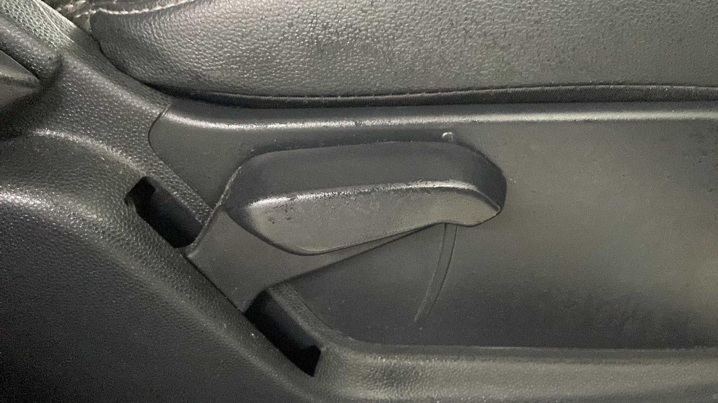 2018 Ford Ecosport TITANIUM + 1.5L PETROL AT, Petrol, Automatic, 25,329 km, Driver Side Adjustment Panel