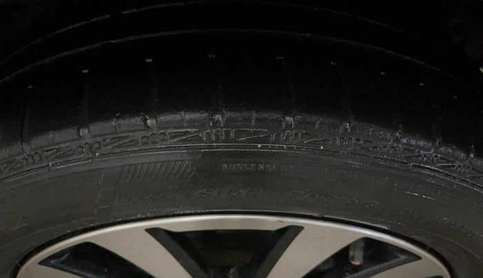 2014 Toyota Etios CROSS 1.5 V, Petrol, Manual, 66,631 km, Left Rear Tyre Tread