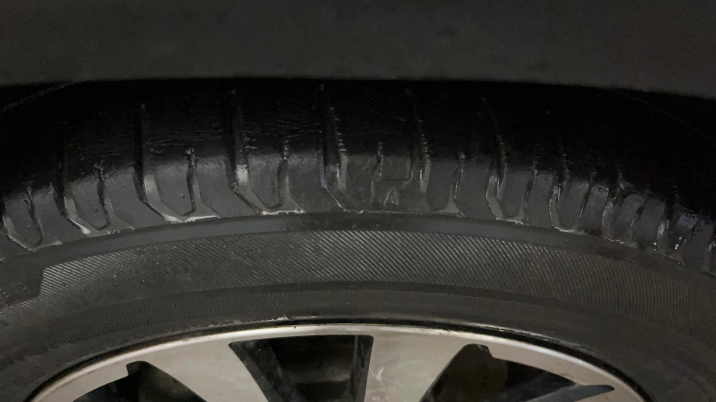 2014 Toyota Etios CROSS 1.5 V, Petrol, Manual, 66,631 km, Left Front Tyre Tread