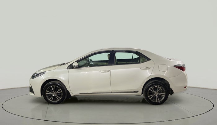 2018 Toyota Corolla Altis GL PETROL, Petrol, Manual, 28,054 km, Left Side