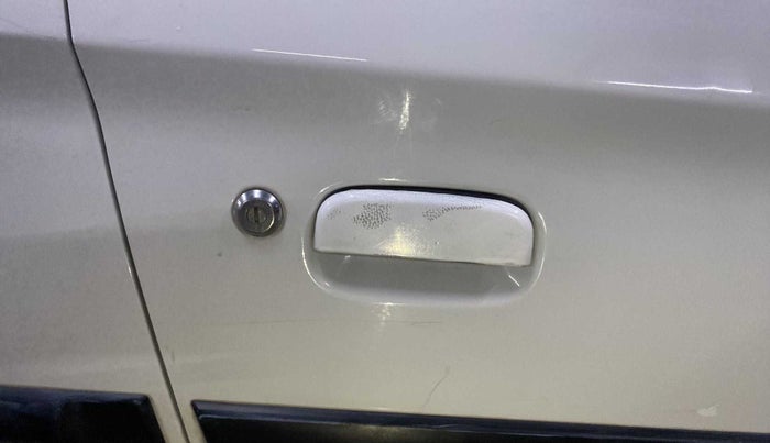 2017 Maruti Alto K10 VXI (O), Petrol, Manual, 42,731 km, Driver-side door - Slightly rusted
