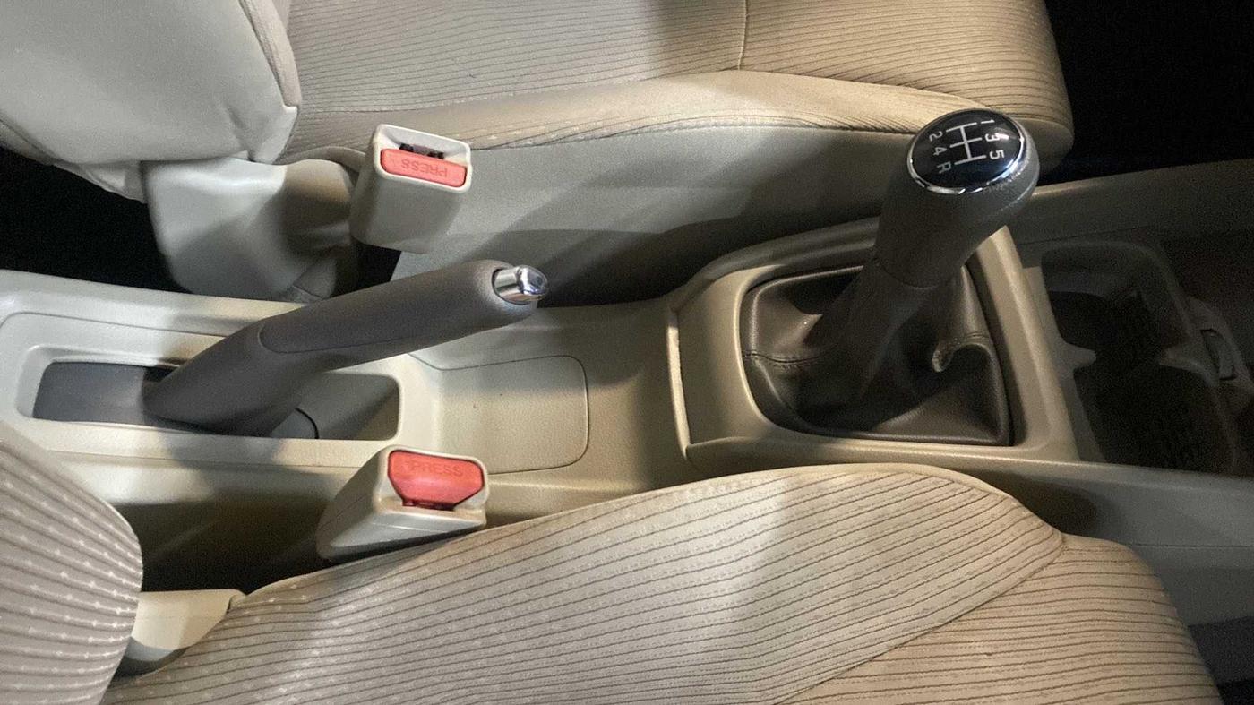 2022 Maruti Ertiga VXI SHVS, Petrol, Manual, 11,744 km, Gear Lever