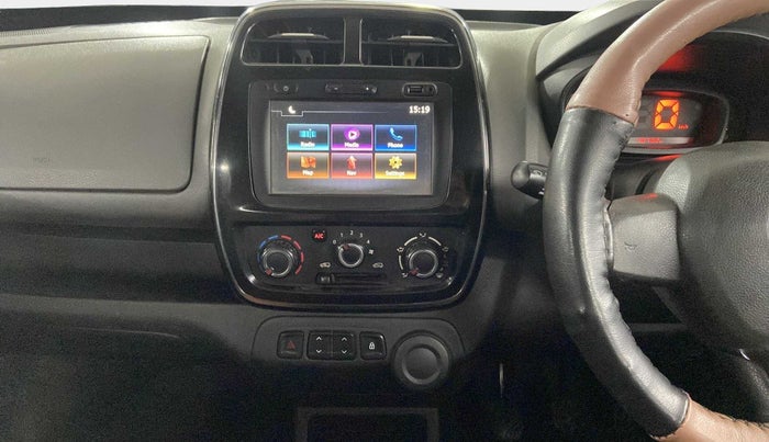 2017 Renault Kwid RXT 1.0 (O), Petrol, Manual, 48,781 km, Infotainment System