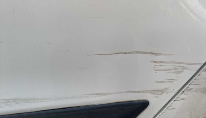 2019 Hyundai Elite i20 SPORTZ PLUS 1.2, Petrol, Manual, 74,223 km, Rear left door - Slightly dented