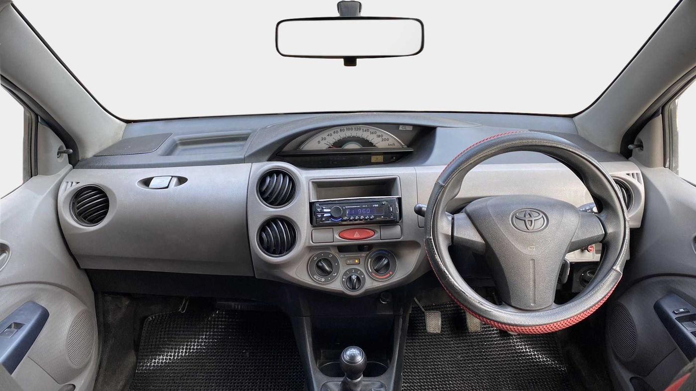 2011 Toyota Etios G, Petrol, Manual, 29,204 km, Dashboard
