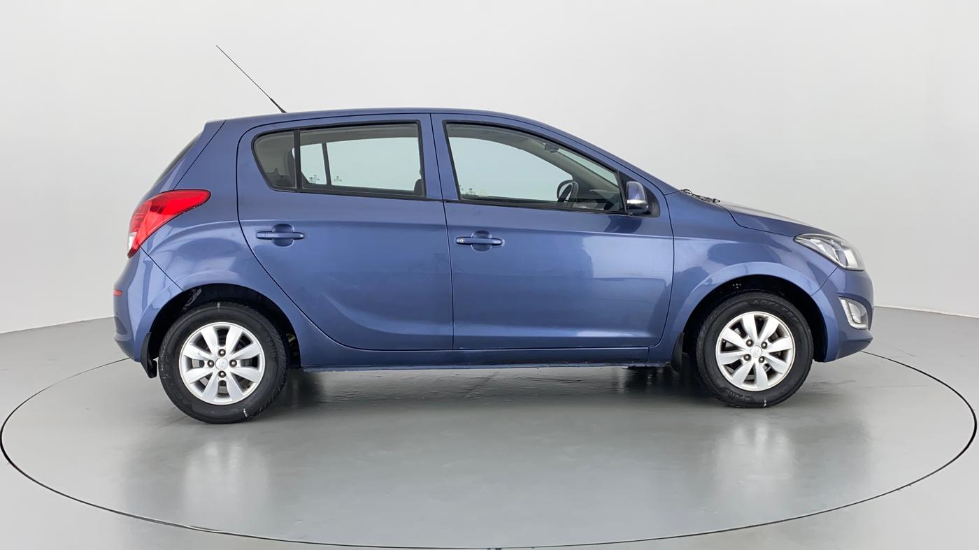 2014 Hyundai i20 SPORTZ 1.2 VTVT, Petrol, Manual, 36,030 km, Right Side View