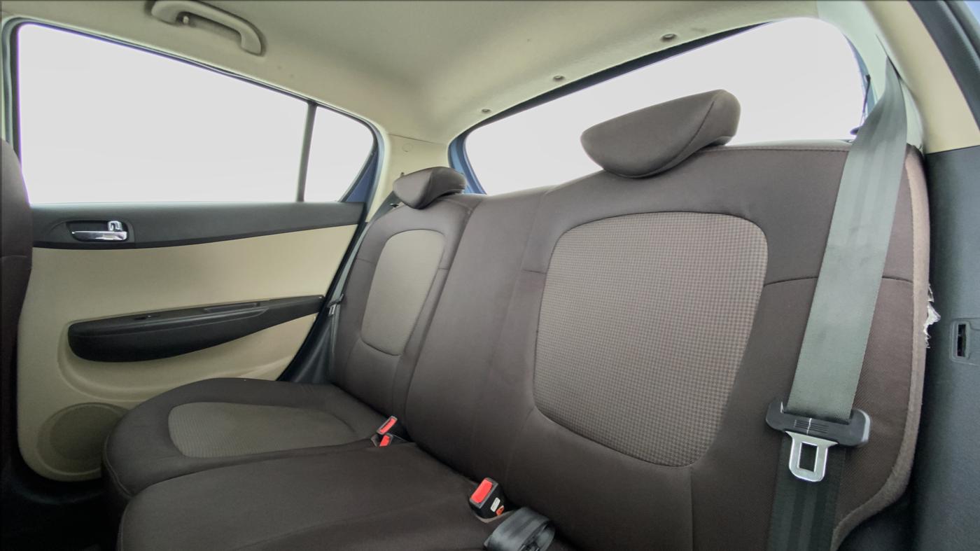 2014 Hyundai i20 SPORTZ 1.2 VTVT, Petrol, Manual, 36,030 km, Right Side Rear Door Cabin