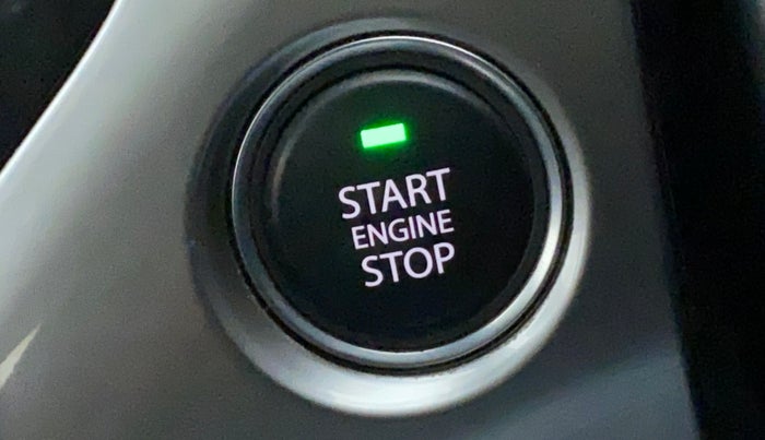 2018 Tata NEXON XZ PLUS DIESEL DUAL TONE, Diesel, Manual, 1,24,653 km, Keyless Start/ Stop Button