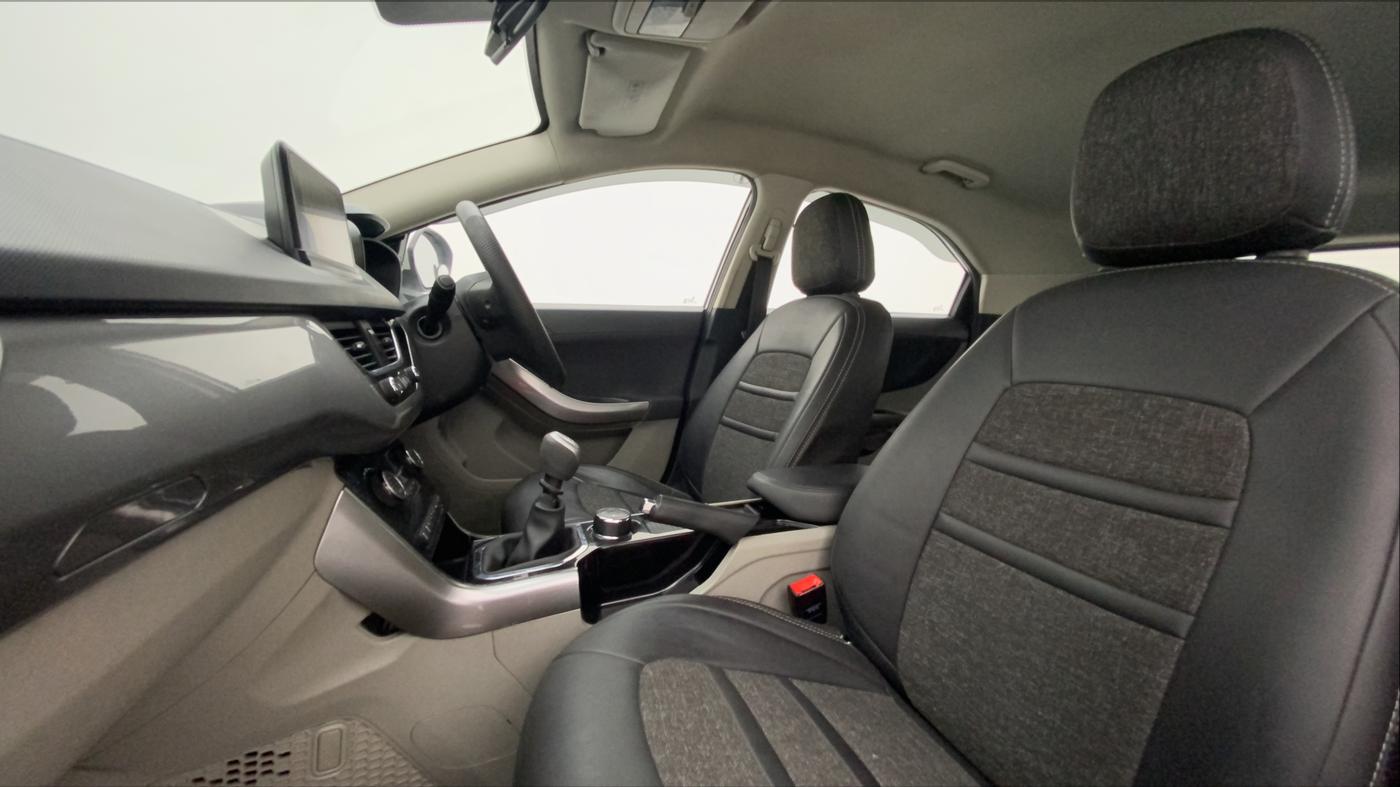 2018 Tata NEXON XZ PLUS DIESEL DUAL TONE, Diesel, Manual, 1,24,653 km, Right Side Front Door Cabin