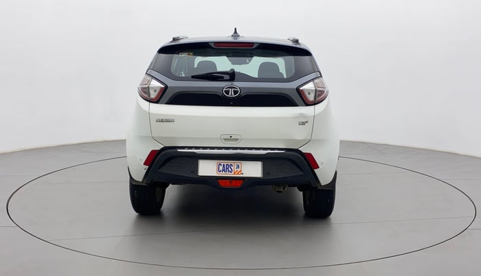 2018 Tata NEXON XZ PLUS DIESEL DUAL TONE, Diesel, Manual, 1,24,653 km, Back/Rear