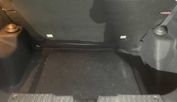 2020 Tata ALTROZ XZ PETROL, Petrol, Manual, 25,095 km, Boot Inside