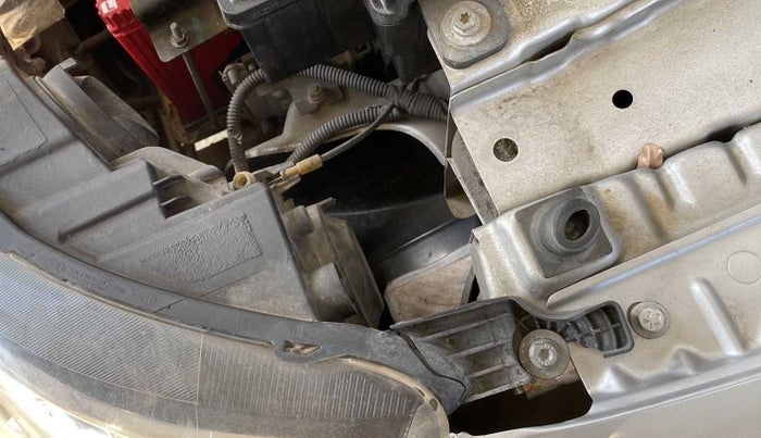 2019 Renault TRIBER RXZ, Petrol, Manual, 39,623 km, Left headlight - Clamp has minor damage
