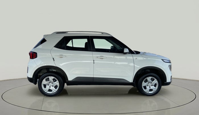 2022 Hyundai VENUE S 1.2, Petrol, Manual, 3,738 km, Right Side View