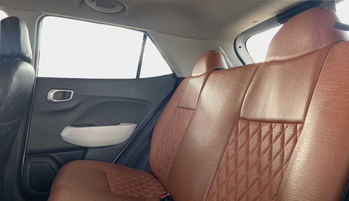 2022 Hyundai VENUE S 1.2, Petrol, Manual, 3,738 km, Right Side Rear Door Cabin