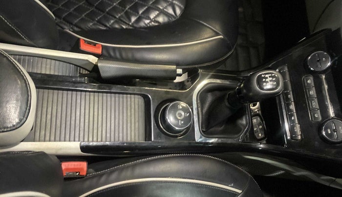 2021 Tata NEXON XZ PLUS (O) PETROL, Petrol, Manual, 35,797 km, Gear Lever