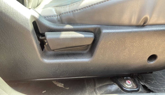 2020 Maruti Alto LXI, Petrol, Manual, 6,360 km, Driver Side Adjustment Panel