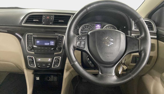 2017 Maruti Ciaz VXI+, Petrol, Manual, 30,903 km, Steering Wheel Close Up