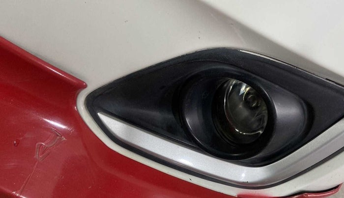 2016 Maruti Swift VXI, Petrol, Manual, 42,019 km, Left fog light - Not working