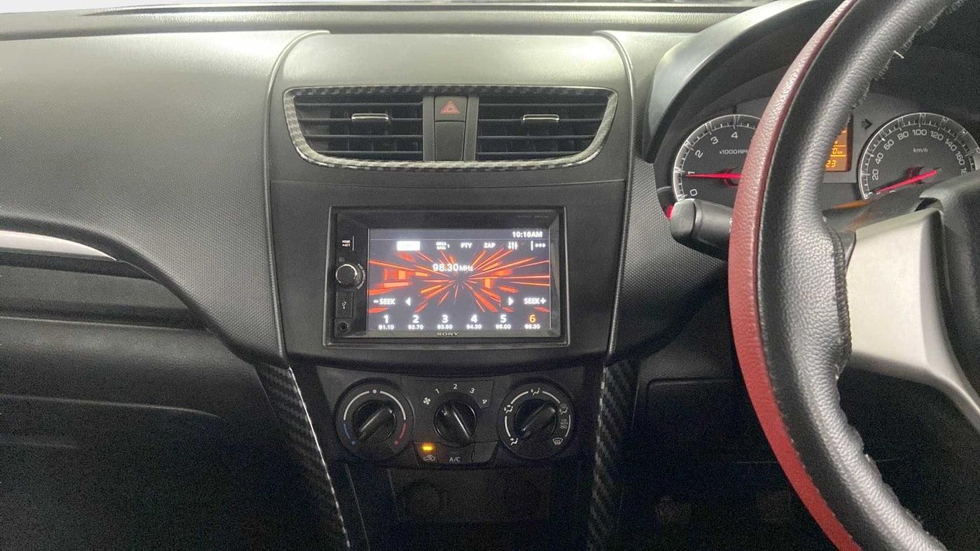 2016 Maruti Swift VXI, Petrol, Manual, 42,019 km, Air Conditioner