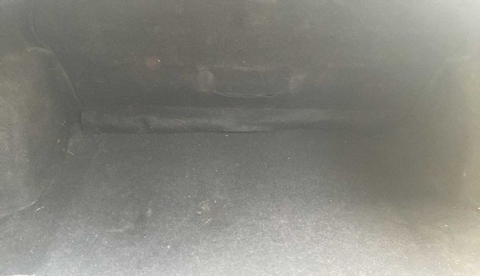 2016 Maruti Swift Dzire VDI ABS, Diesel, Manual, 96,009 km, Boot Inside
