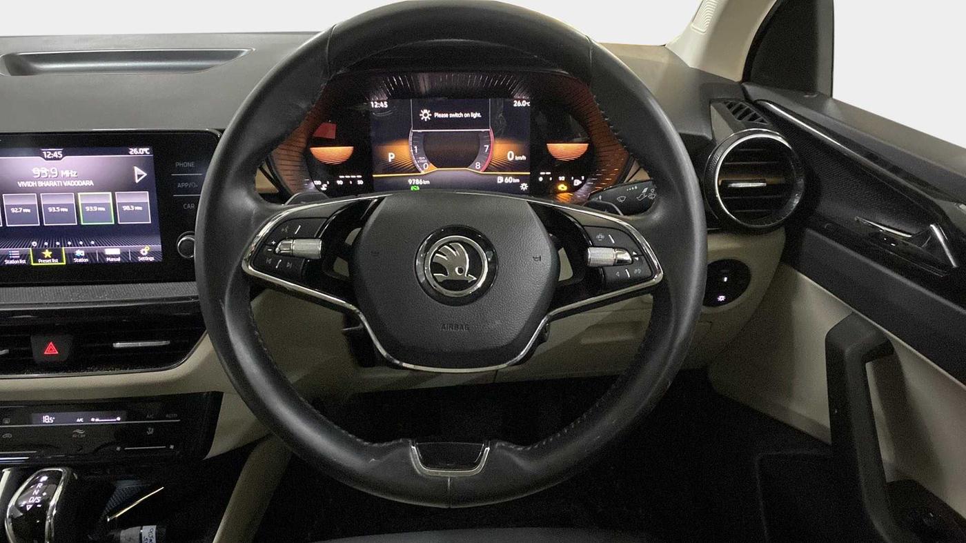2023 Skoda SLAVIA STYLE 1.0L TSI AT, Petrol, Automatic, 10,058 km, Steering Wheel Close Up