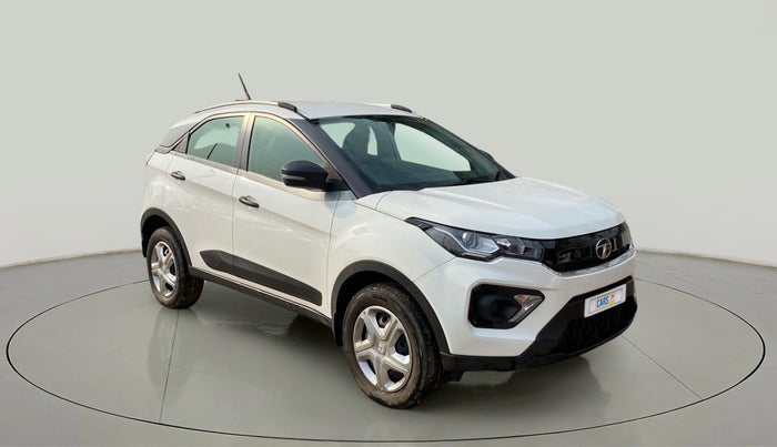 2021 Tata NEXON XMA DIESEL, Diesel, Automatic, 23,869 km, Right Front Diagonal