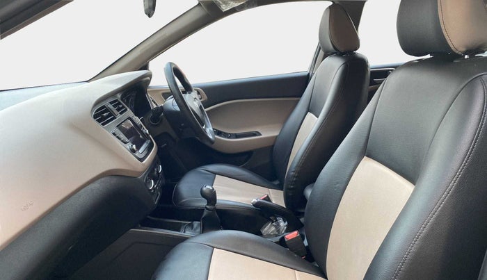 2019 Hyundai Elite i20 SPORTZ PLUS 1.2, Petrol, Manual, 4,741 km, Right Side Front Door Cabin
