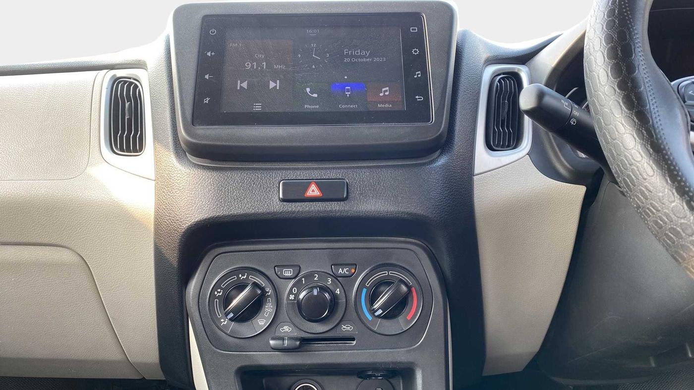 2020 Maruti New Wagon-R ZXI 1.2 AMT, Petrol, Automatic, 22,948 km, Infotainment System